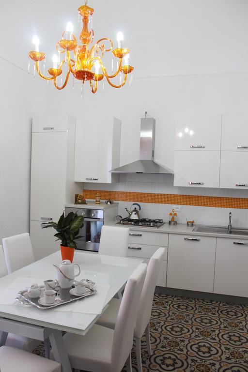 Palazzo Taormina Apartment Castellammare del Golfo Bagian luar foto