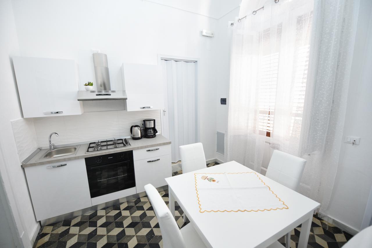 Palazzo Taormina Apartment Castellammare del Golfo Bagian luar foto