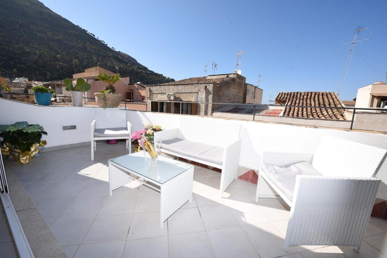 Palazzo Taormina Apartment Castellammare del Golfo Bagian luar foto